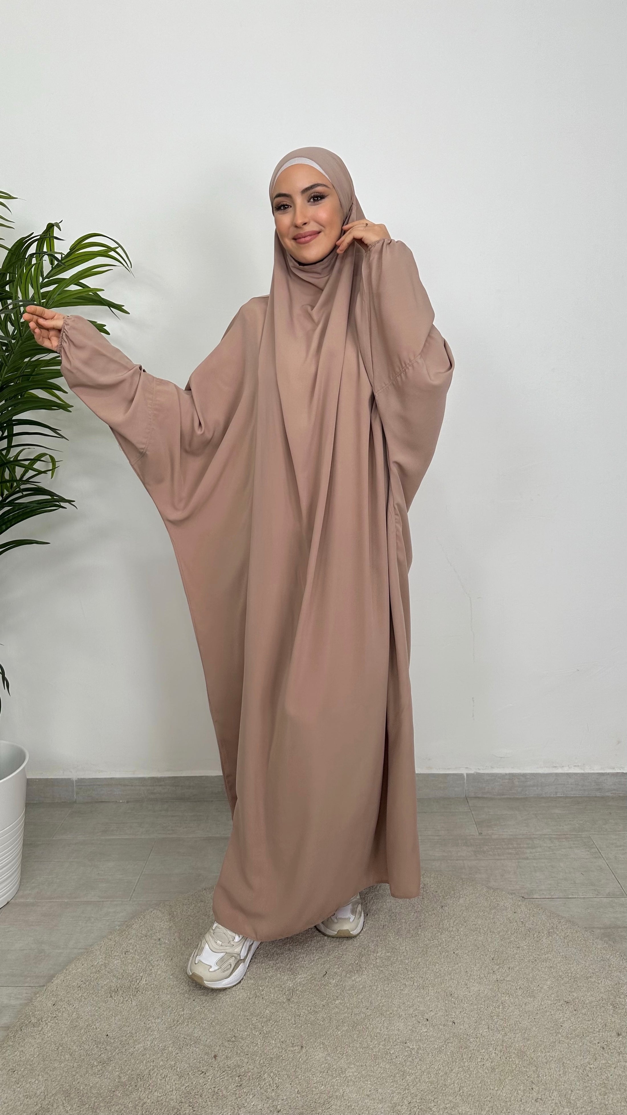 Basic Khimar lungo