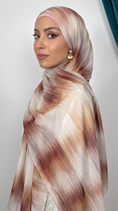 Load image into Gallery viewer, Chiffon Azélie
