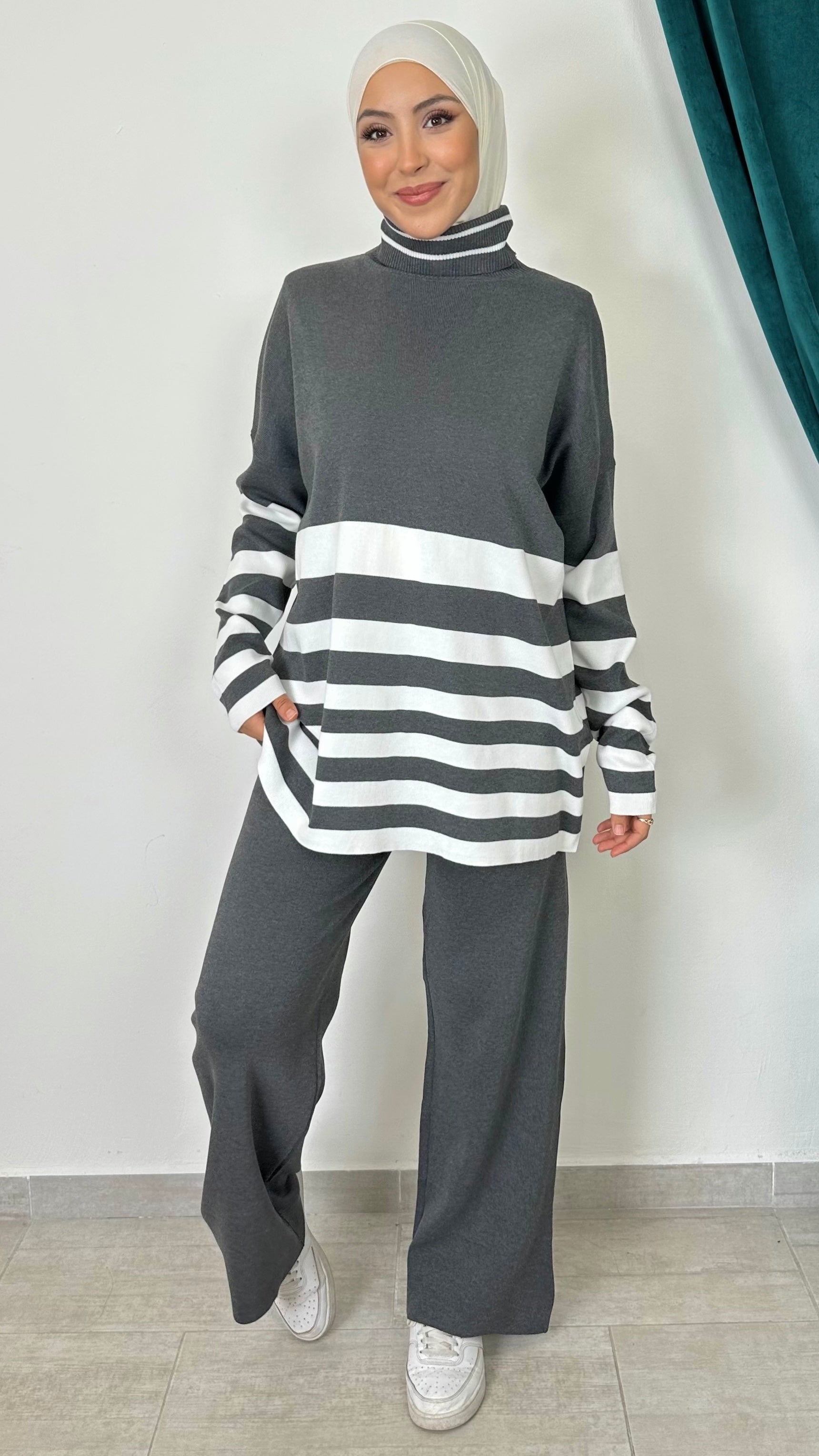 Comfort Line Set – Completo Maglia a Righe Orizzontali