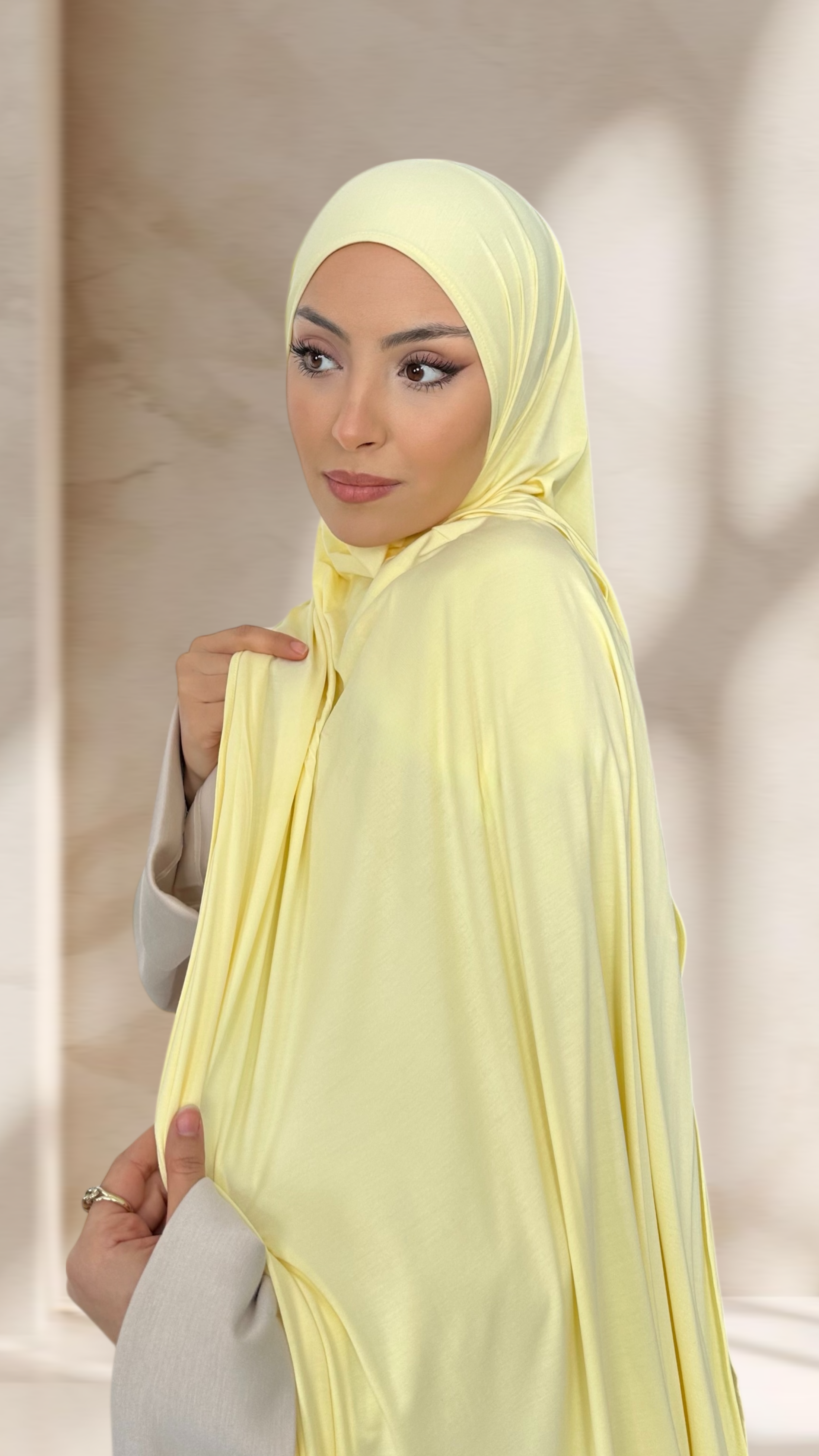 Bamboo Hijab Yellow Opaco