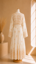 Carica l'immagine nel visualizzatore della galleria, Abito Royal Paisley Beige
