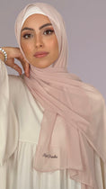 Carica l'immagine nel visualizzatore della galleria,  Hijab, chador, velo, turbante, foulard, copricapo, musulmano, islamico, sciarpa,  trasparente, chiffon crepe Rosa Nude

