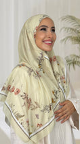 Cargar la imagen en la vista de la galería, Floreal Square Hijab sabbia,  Hijab quadrato, Hijab Decorato, floreale, cotone, Hijab, Hijab paradise, donna musulmana, donna con sorriso, foulard, fular
