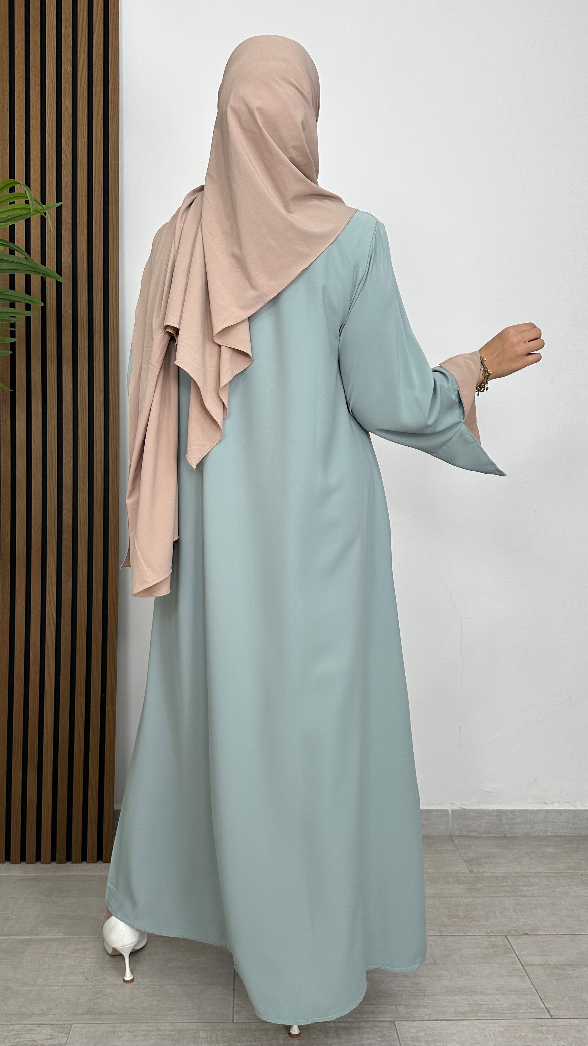 Abaya bicolour verde acqua maniche beige