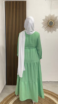 Bild in Galerie-Betrachter laden, Honeyed Dress Verde - dress - vestito con taglio a campana - verde lime - polsi arricciati - laccio in vita , jersey bianco- tacchi bianchi
