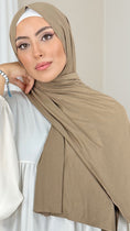 Load image into Gallery viewer, Hijab Jersey ghiaia-orlo FlatlockHijab, chador, velo, turbante, foulard, copricapo, musulmano, islamico, sciarpa, 
