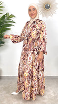 Load image into Gallery viewer, sketched dress Brown, vestito con fantasia, vestito sui toni del beige, decorazioni oro, Hijab, Hijab Paradise,donna musulmana, modest
