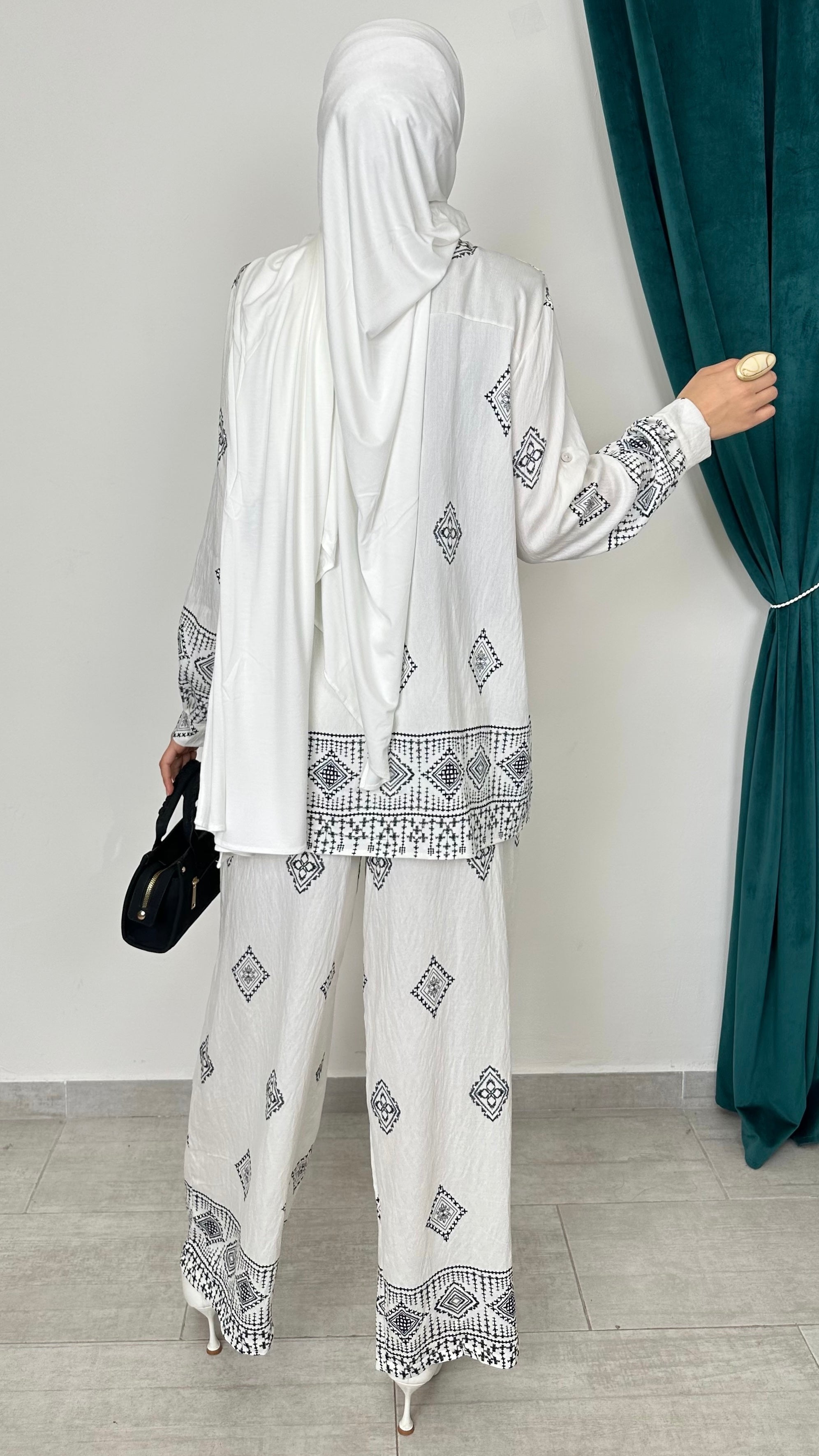 Embroidered Set Bianco - Hijab Paradise 