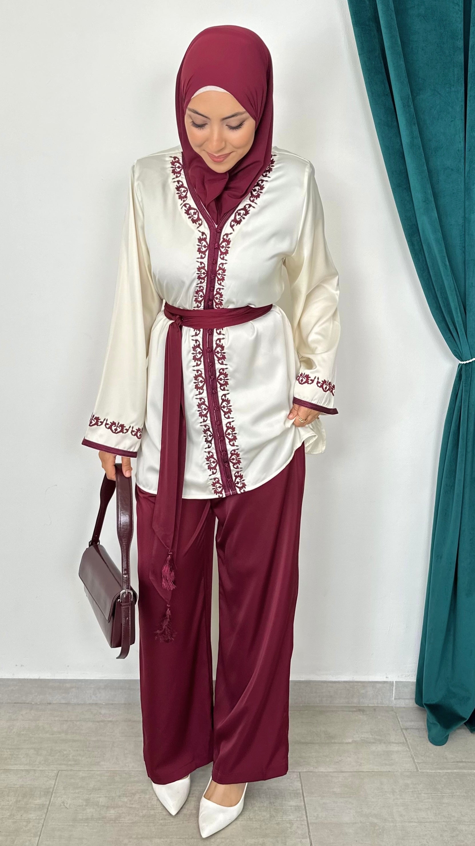 Andalus Satin Set Bordeaux