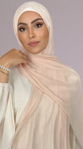 Load image into Gallery viewer, Hijab Chiffon Crepe pelle chiaro - Hijab Paradise Hijab, chador, velo, turbante, foulard, copricapo, musulmano, islamico, sciarpa,  trasparente, chiffon crepe
