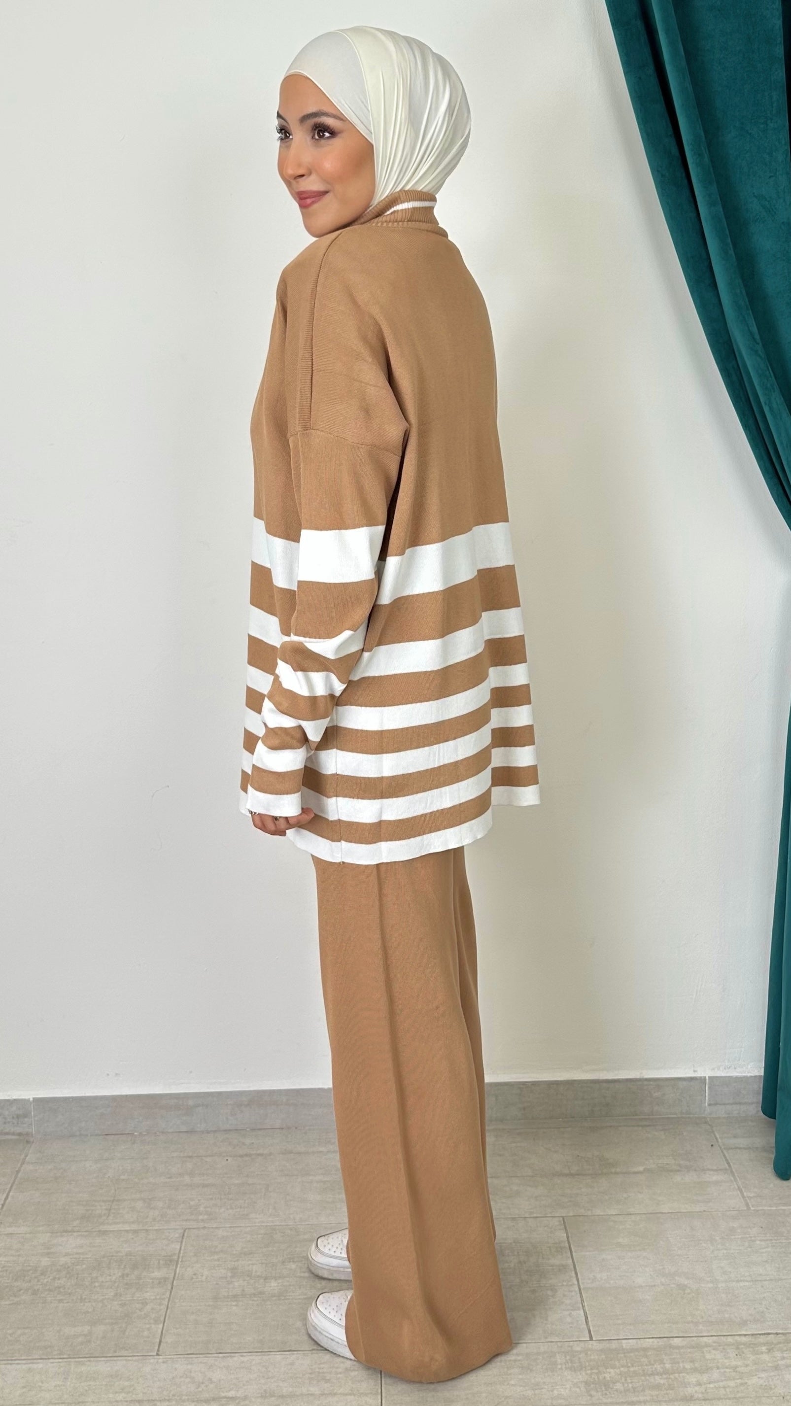 Comfort Line Set – Completo Maglia a Righe Orizzontali