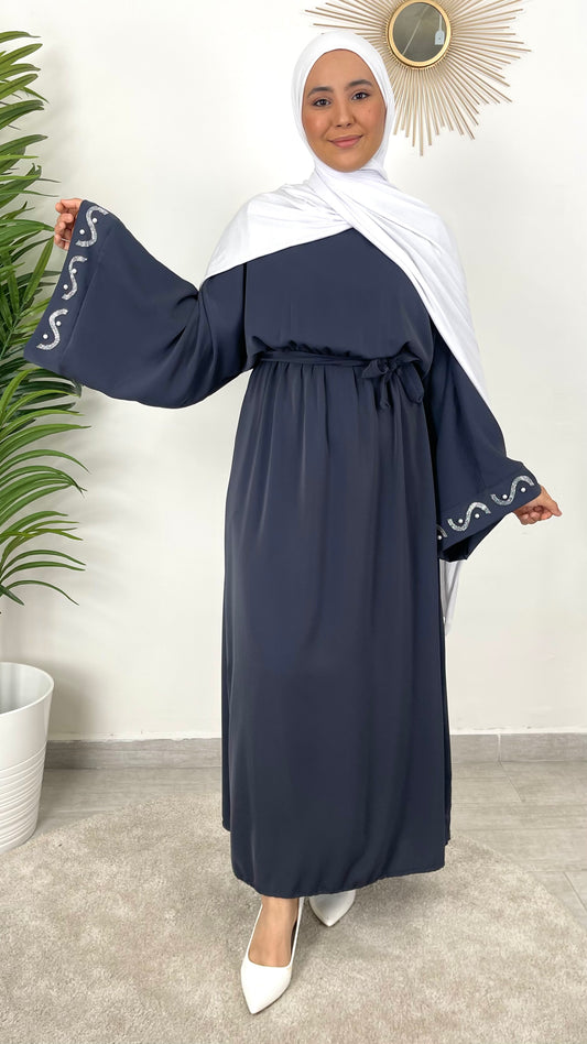 Strass dress- vestito largo- laccio in vita- strass sulle maniche- hijab paradise- hijab bianco- donna musulmana- arricciato in vita- vestito modest- vestito elegante