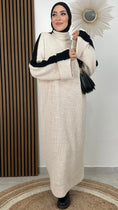 Carica l'immagine nel visualizzatore della galleria, Vestito maglione bicolour - hijab paradise - maglione lungo- donna musulmana- hijab - stivale- modest dress
