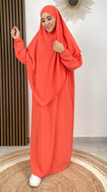 Carica l'immagine nel visualizzatore della galleria, Jilbab, khimar, abaya, sorriso, modest, abito da preghiera, islamico, arancio. Hijab Paradise
