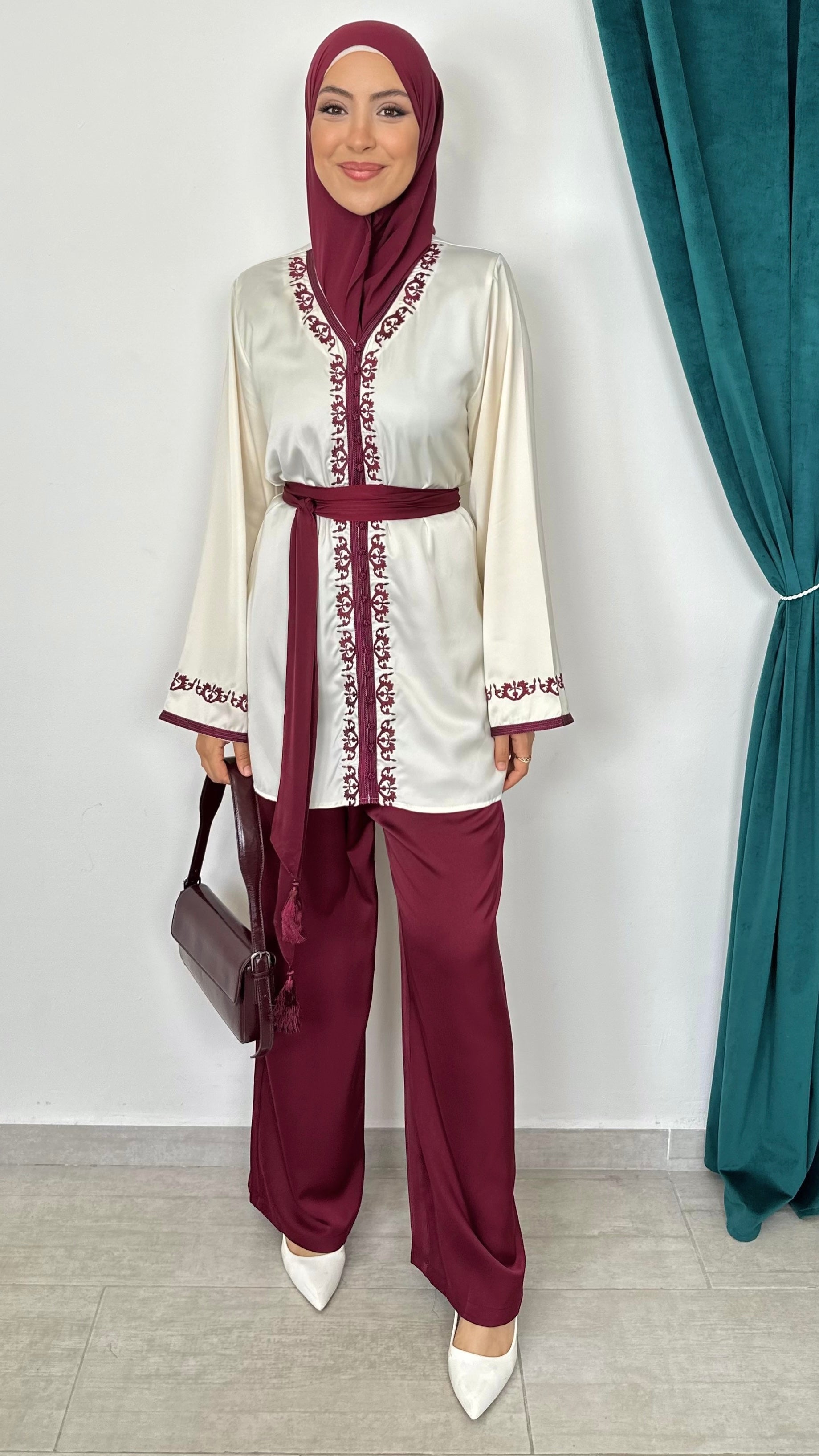 Andalus Satin Set Bordeaux