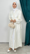 Carica l'immagine nel visualizzatore della galleria, Abaya Velvet Bianco - Hijab Paradise 
