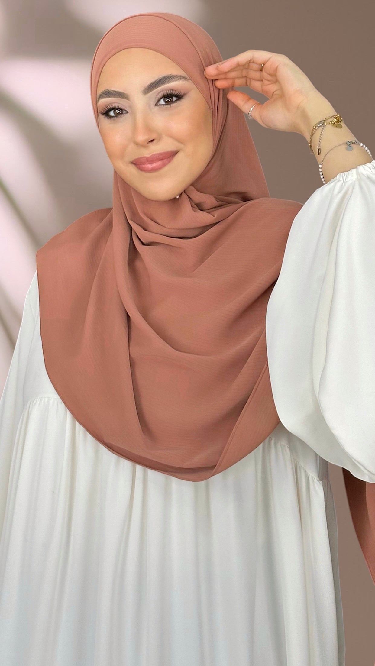 Striped Hijab - Hijab Paradise -Hijab Pronto da mettere - hijab rigato - elastico dietro - donna musulmana - foulard -copricapo- abaya palloncino - sorriso - rosa antico