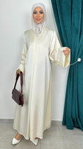 Carica l'immagine nel visualizzatore della galleria, Abaya Satin Bianco panna - Hijab Paradise 
