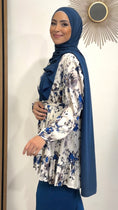 Carica l'immagine nel visualizzatore della galleria, Tunica lunga, azzurra e bianca, floreale, coprente, hijab , Hijab Paradise
