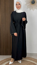 Load image into Gallery viewer, Abaya Diamond - Hijab Paradise - abaya lunga -  maniche larghe - perle sul bordo manica - jersey bianco - tacchi bianchi  - cinturino in vita

