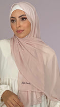 Cargar la imagen en la vista de la galería, Hijab, chador, velo, turbante, foulard, copricapo, musulmano, islamico, sciarpa,  trasparente, chiffon crepe Rosa Nude
