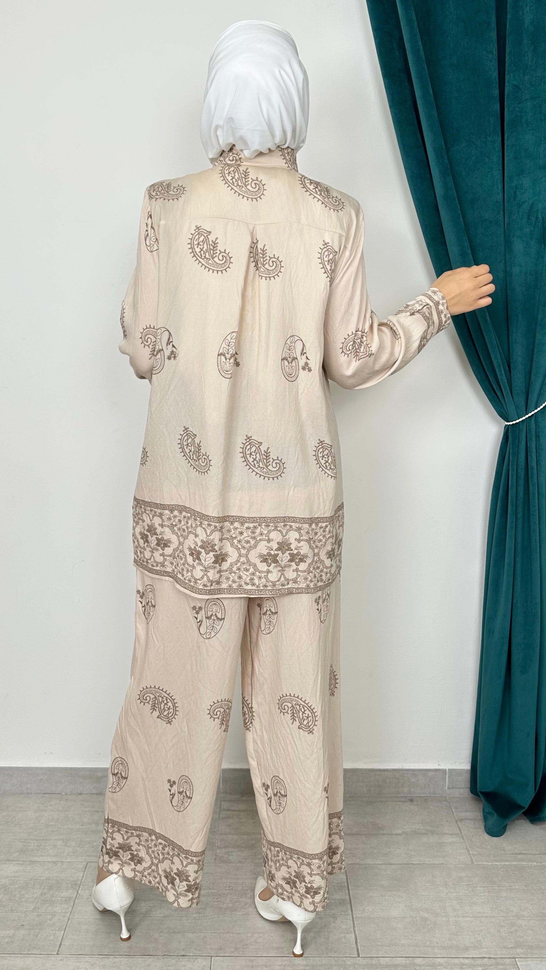 Majestic Border Set Beige