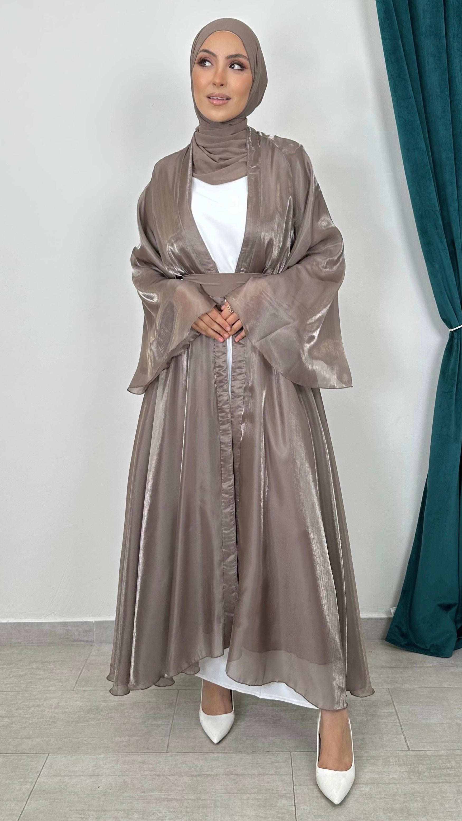 Kimono Double Face con Hijab – Lurex & Chiffon Crepe