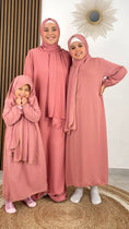 Carica l'immagine nel visualizzatore della galleria, Baby Abaya Ensemble rosa
