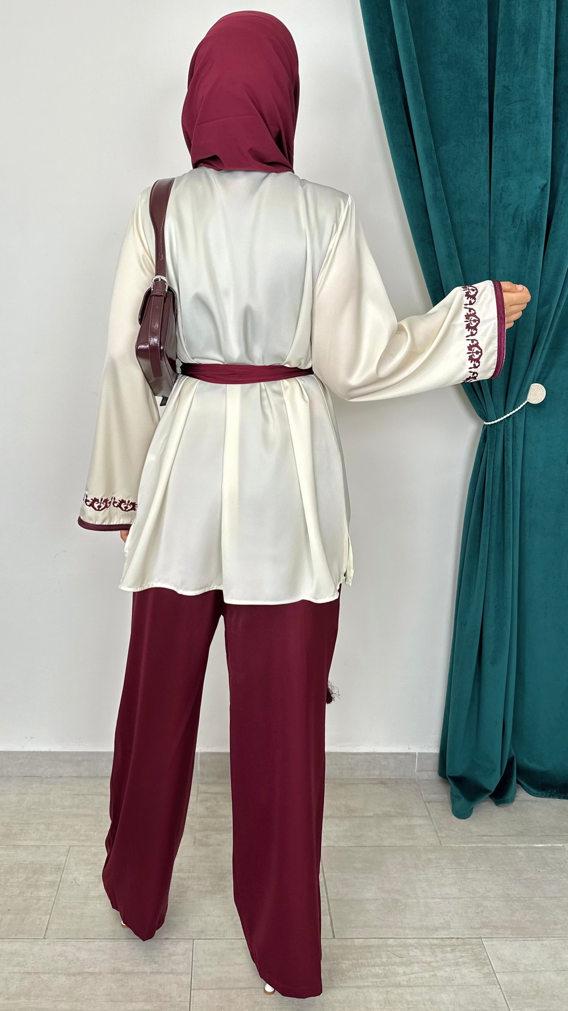 Andalus Satin Set Bordeaux