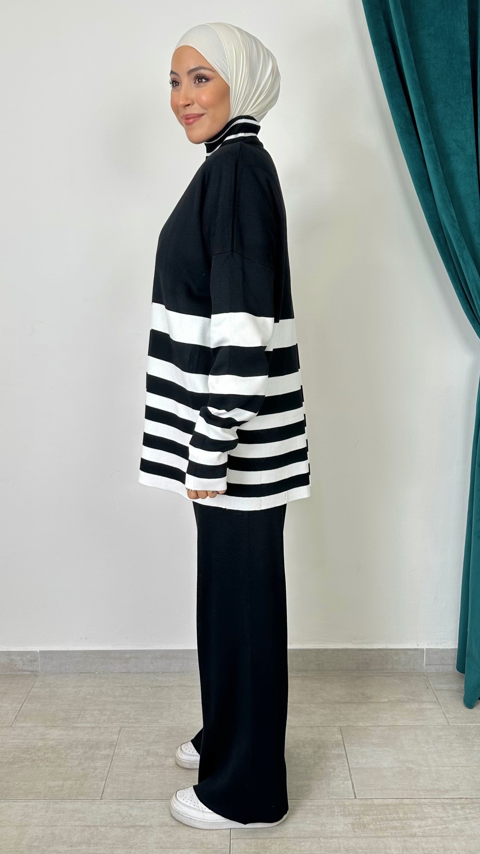 Comfort Line Set – Completo Maglia a Righe Orizzontali