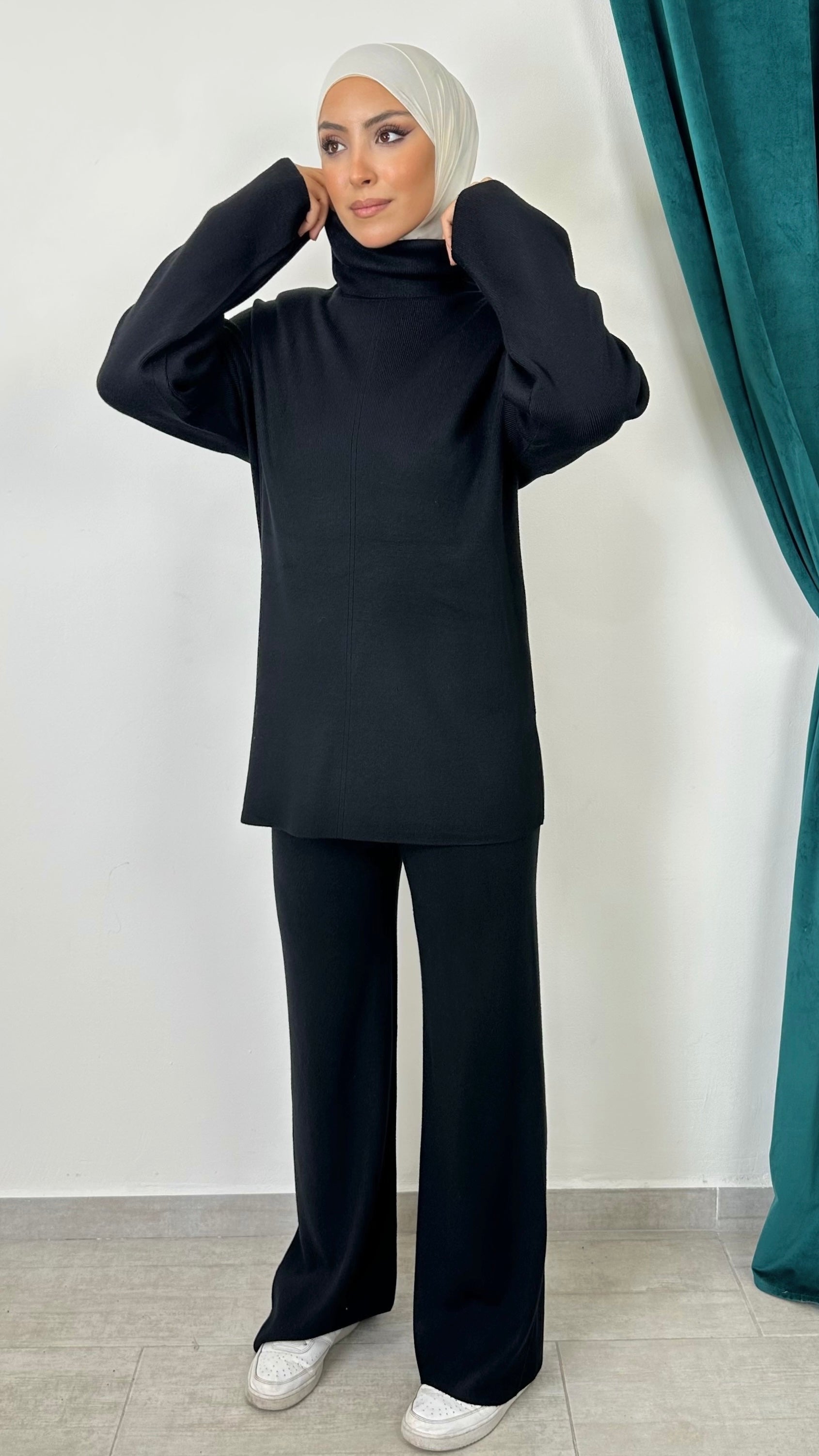 Soft Comfort Set – Completo in Maglia con Collo Alto