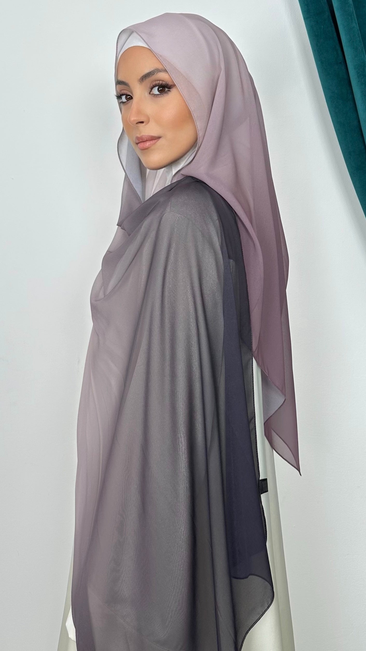 Soft Gradient Crepe - Hijab Paradise 