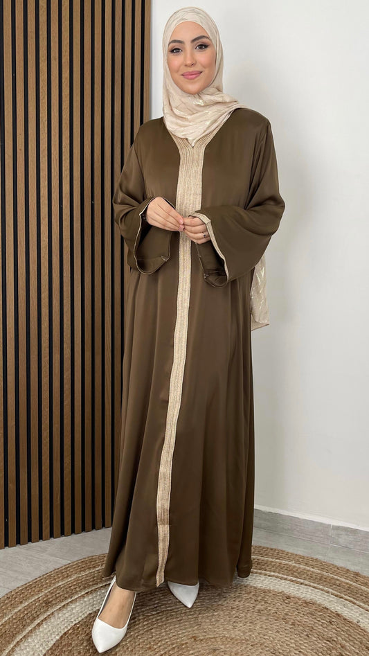 Abito satinato ricamato, jellaba,abito marrone, decorazione arabeggiante, splintet Hijab