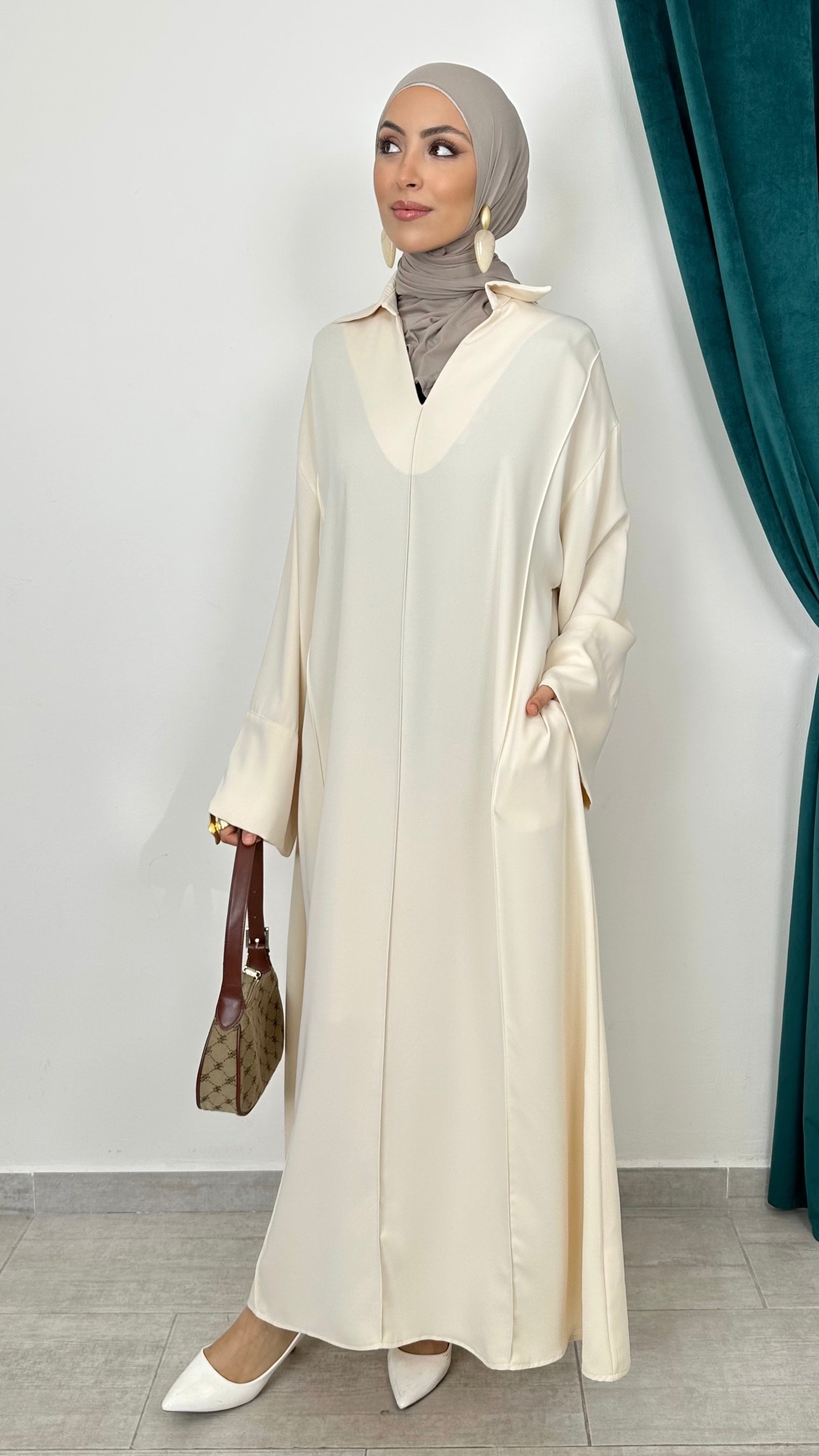 Abito Aura Flow Beige - Hijab Paradise 