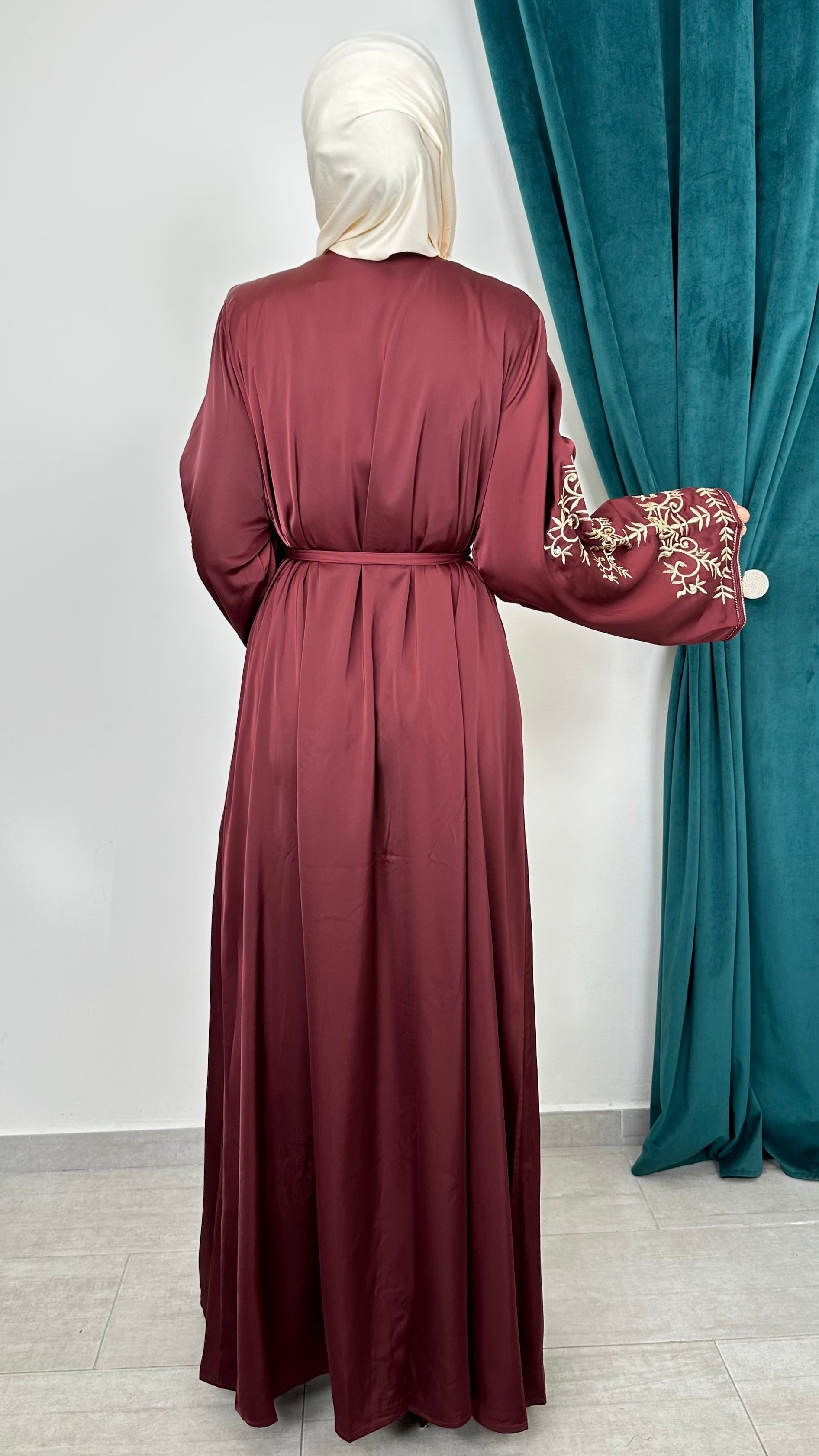 Kaftan Abaya – Burgundy Luxe - Hijab Paradise 