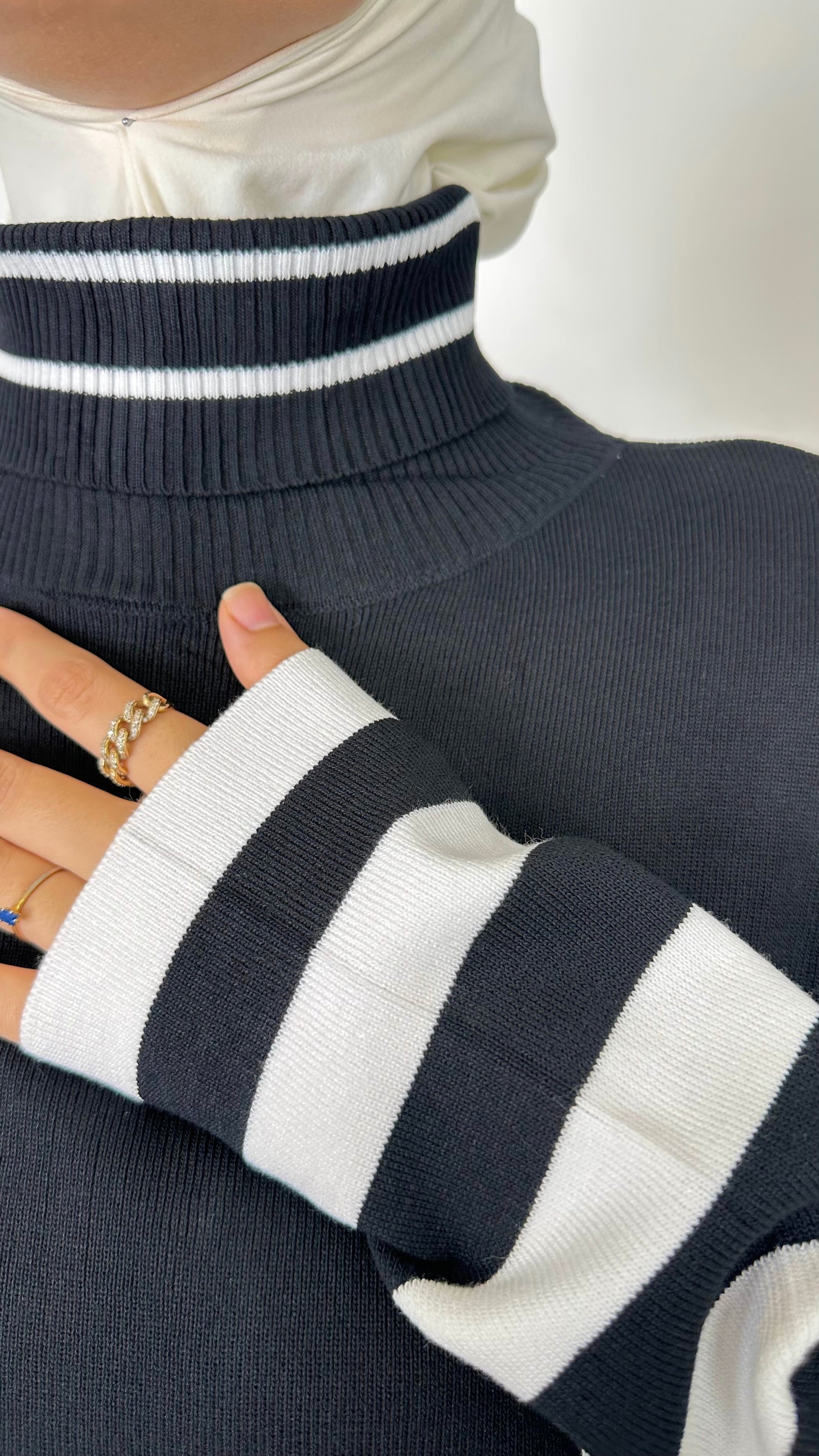 Comfort Line Set – Completo Maglia a Righe Orizzontali