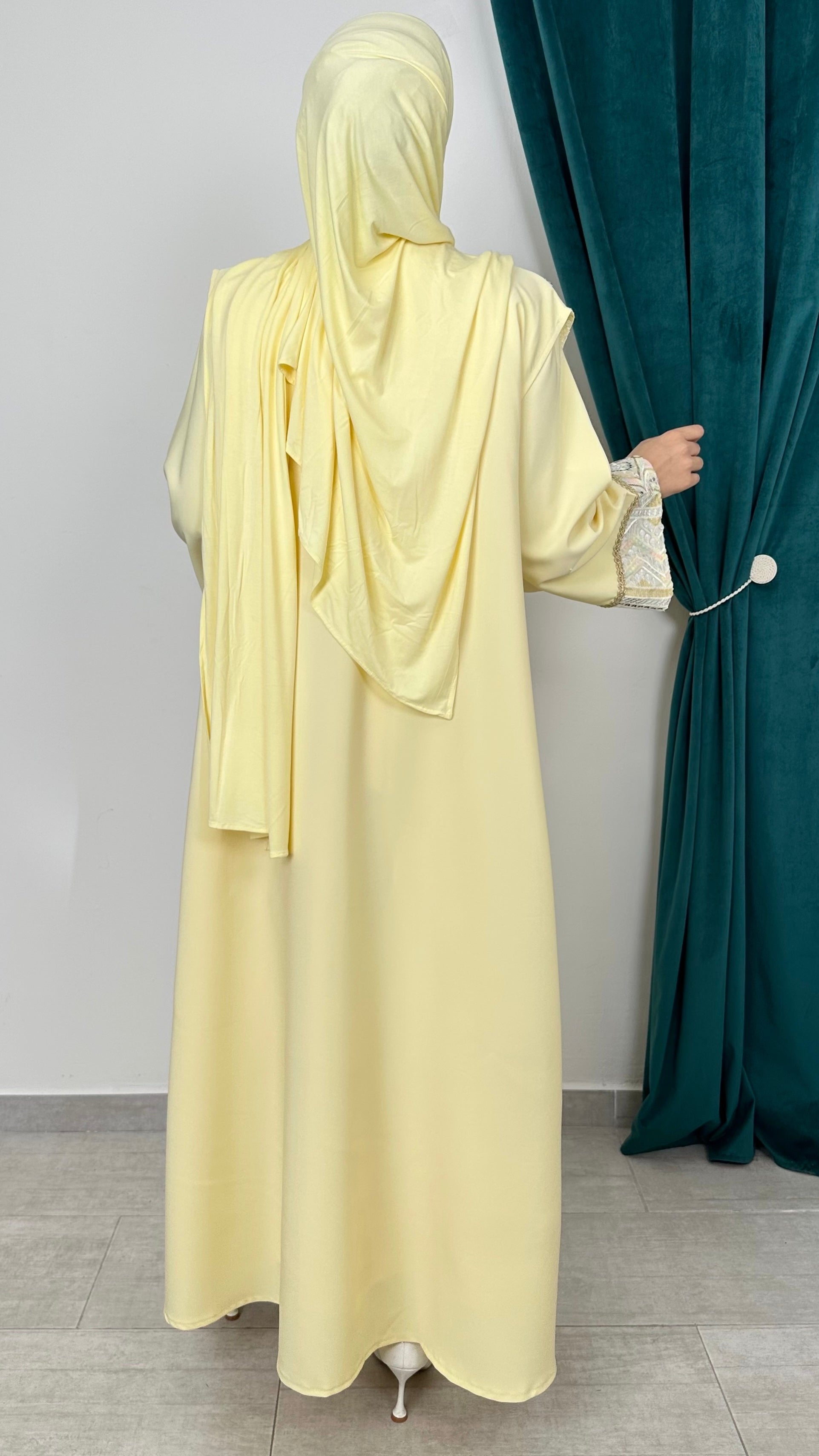 Abaya Layali Édition Yellow