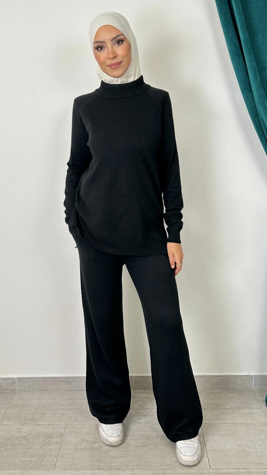 Cozy Line Set – Completo in Maglia Morbida