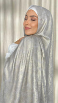 Carica l'immagine nel visualizzatore della galleria, Hijab shiny
