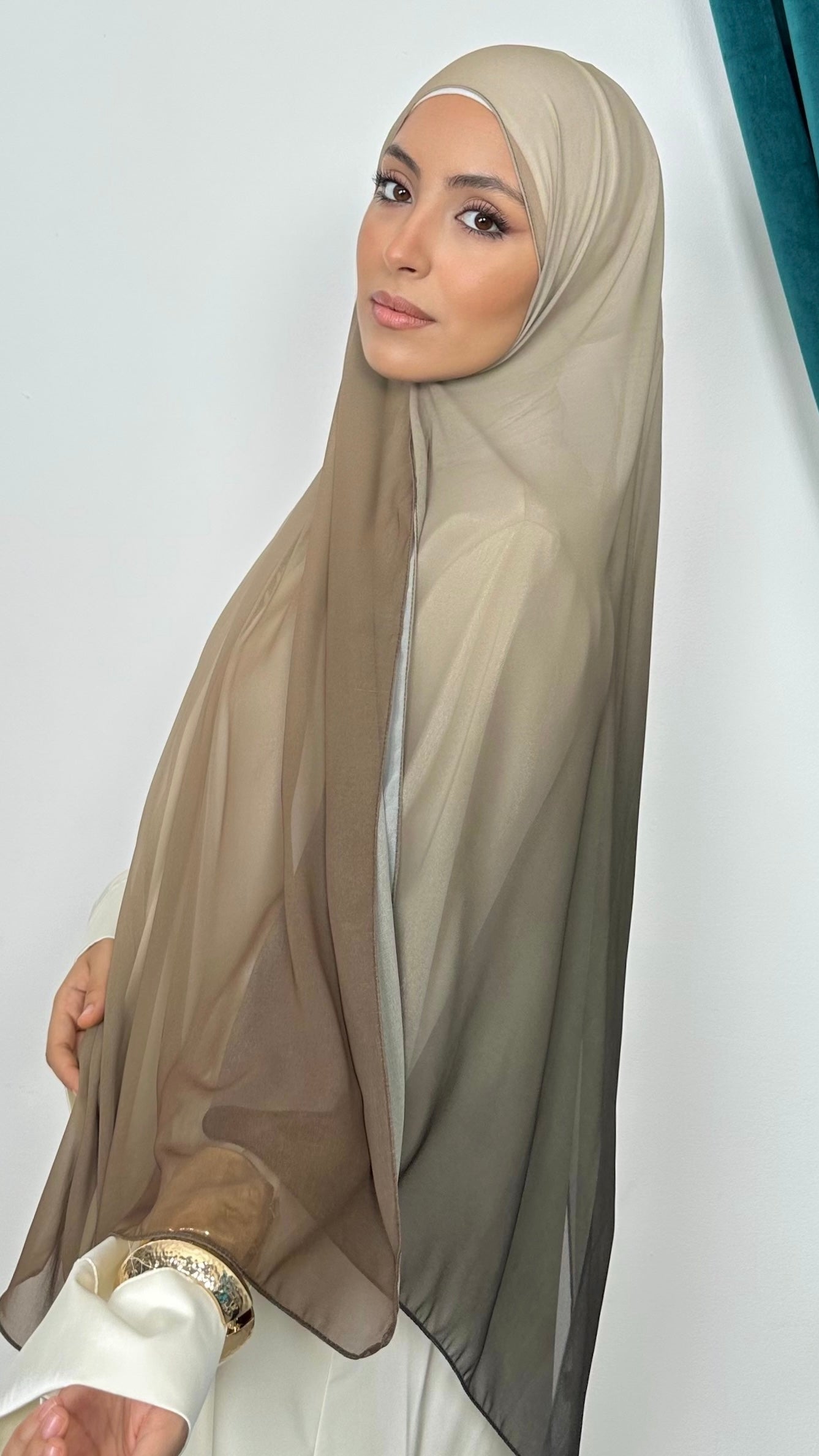 Soft Gradient Crepe - Hijab Paradise 