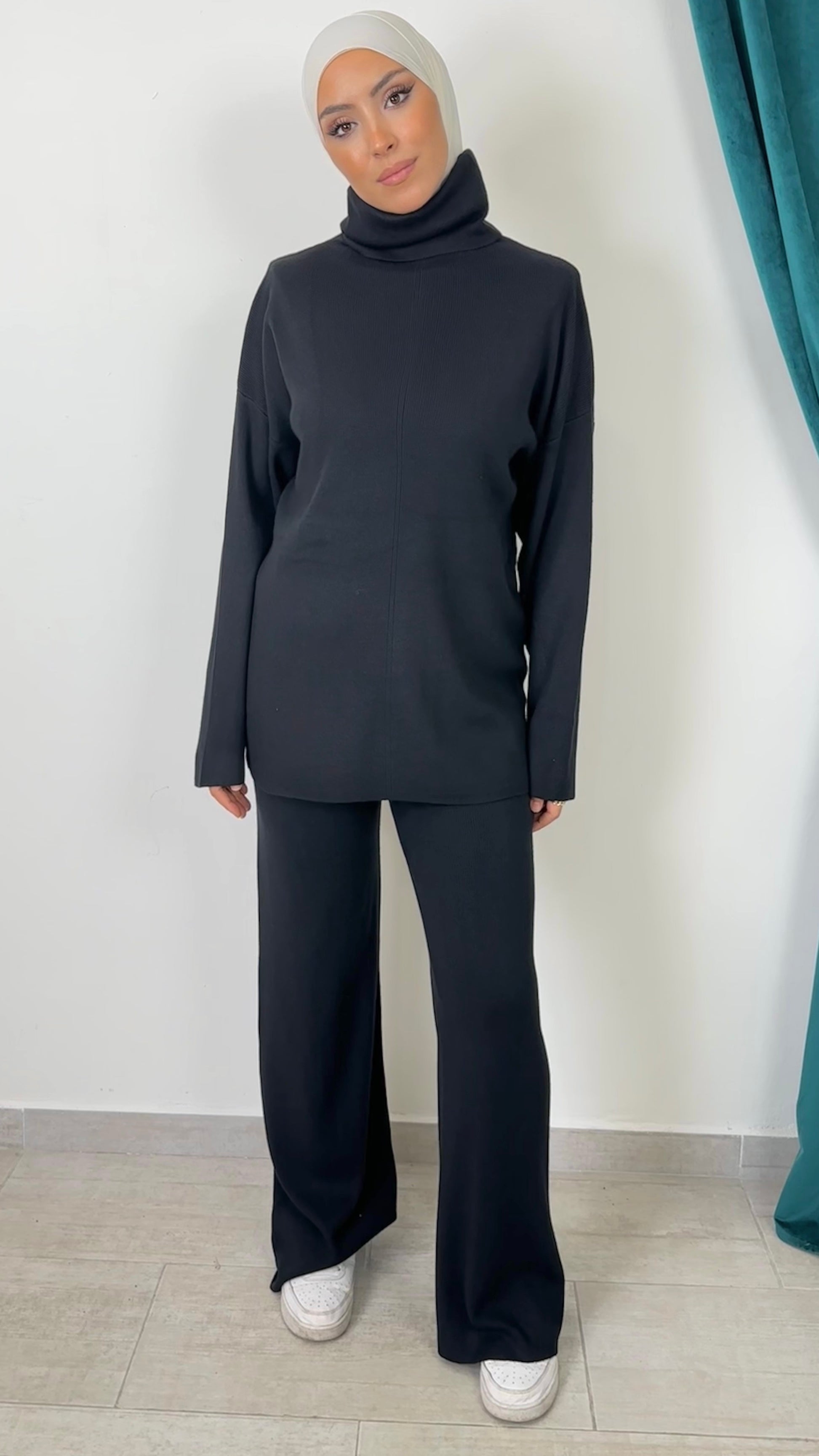 Soft Comfort Set – Completo in Maglia con Collo Alto