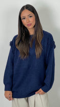 Carica l'immagine nel visualizzatore della galleria, Fringe Detail Sweater – Maglione con Dettaglio a Frange
