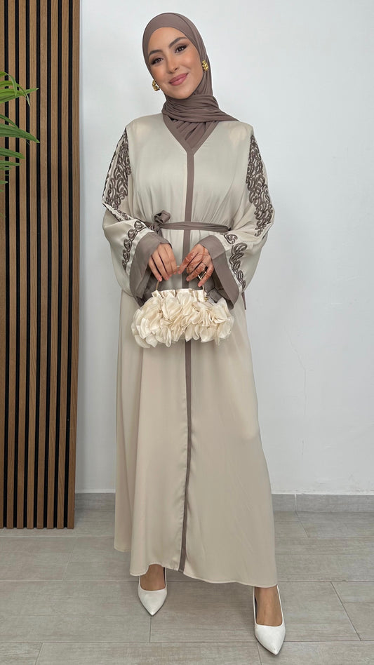 Abaya Elegante maniche ricamati Beige