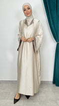 Carica l'immagine nel visualizzatore della galleria, Caftano Satin Lumière Giallo Pastello - Hijab Paradise 

