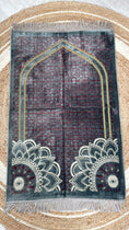 Carica l'immagine nel visualizzatore della galleria, Tappeto preghiera Traditional Dome
