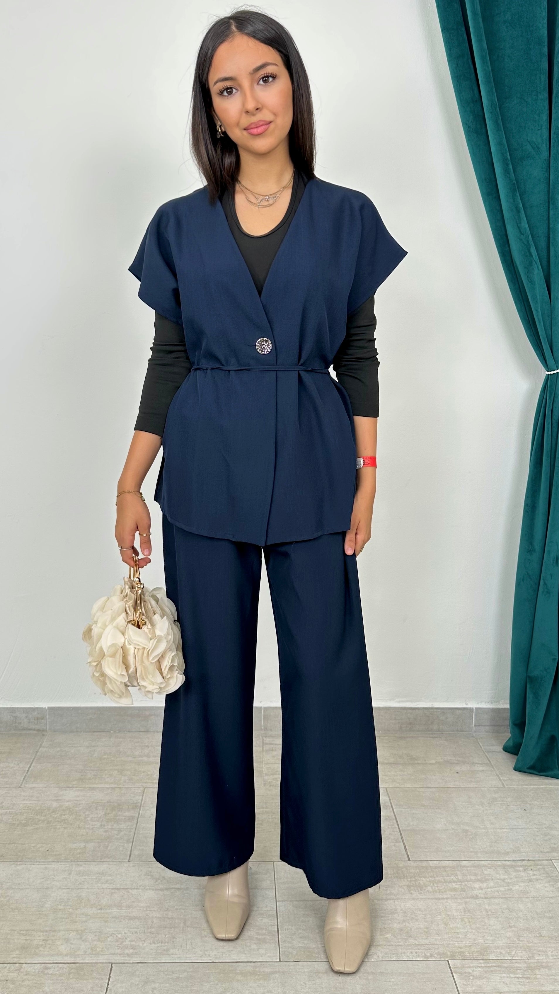 Tailleur Modern smanicato