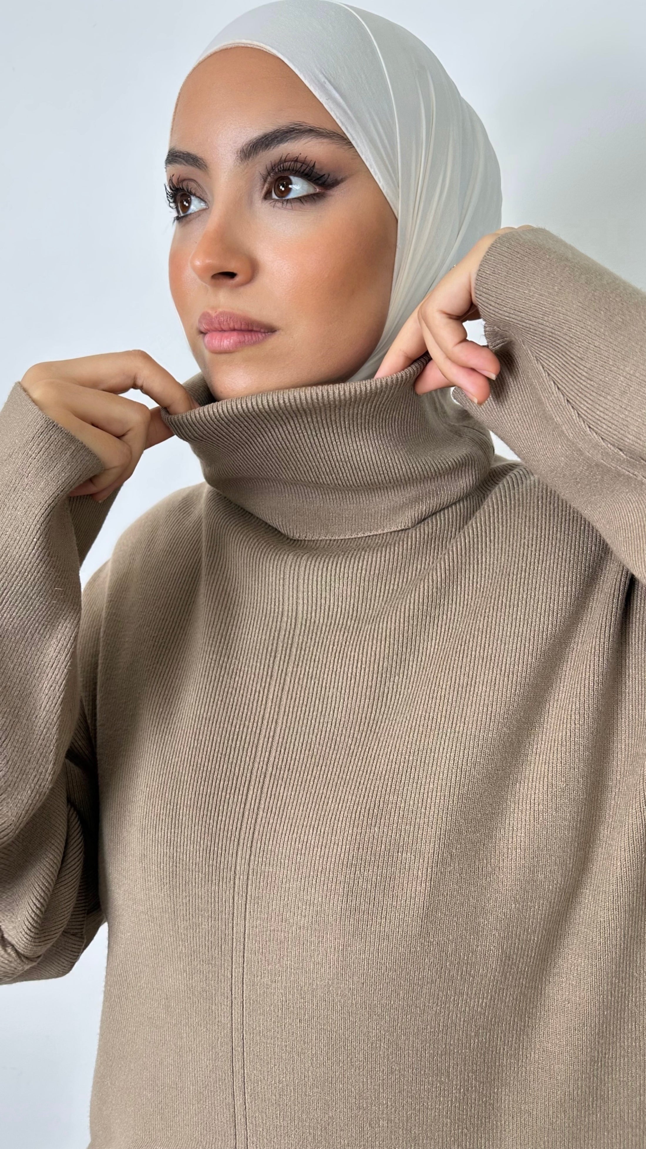 Soft Comfort Set – Completo in Maglia con Collo Alto