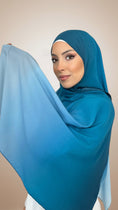 Carica l'immagine nel visualizzatore della galleria, Ombre Flow Hijab Ocean Teal
