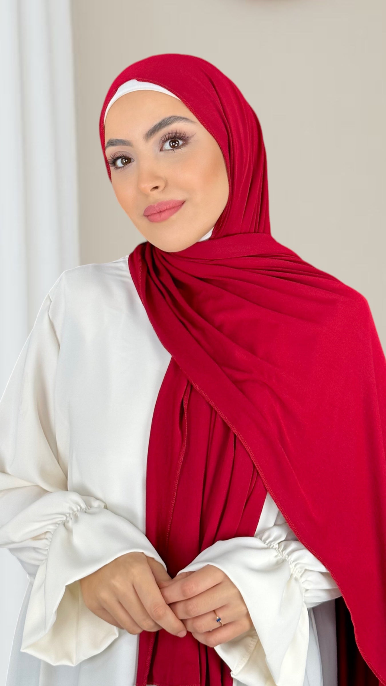 Hijab Jersey rosso bordeaux -orlo Flatlock - Hijab Paradise 
