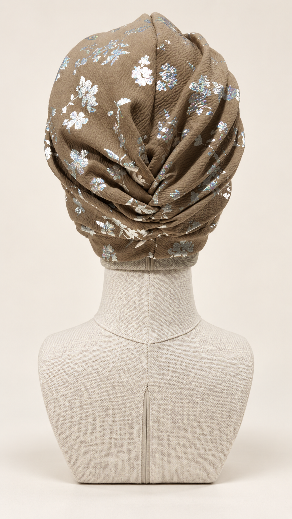Turbante Zahra con fantasia floreale argentata – Pronto da indossare